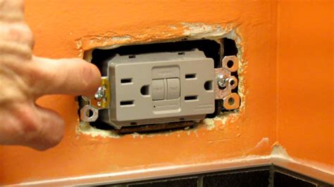 electrical outlet box loose in wall|loose outlet box in drywall.